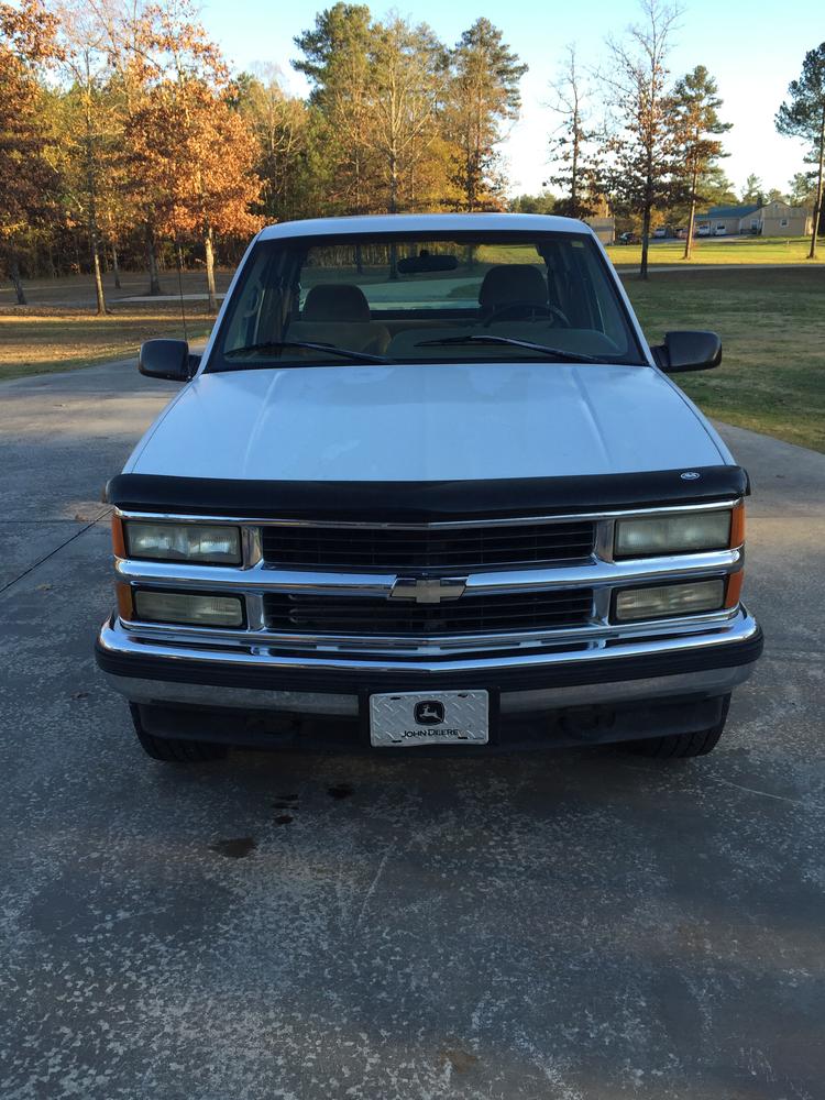 white 1995 Chevrolet Z71 pick-up truck that was stolen December 7, 2015 - front